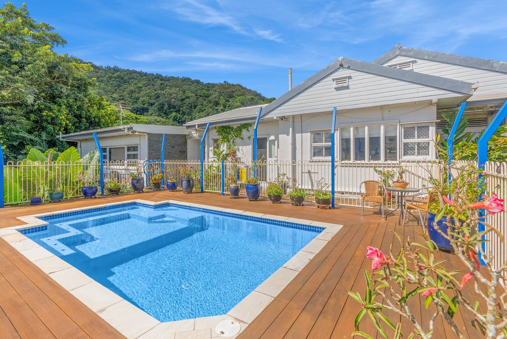 14 Bellevue Crescent, Edge Hill QLD 4870 Domain