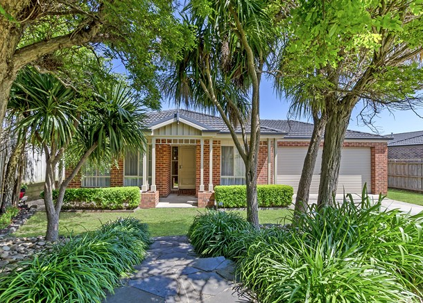 25 Adriana Crescent, Dennington VIC 3280