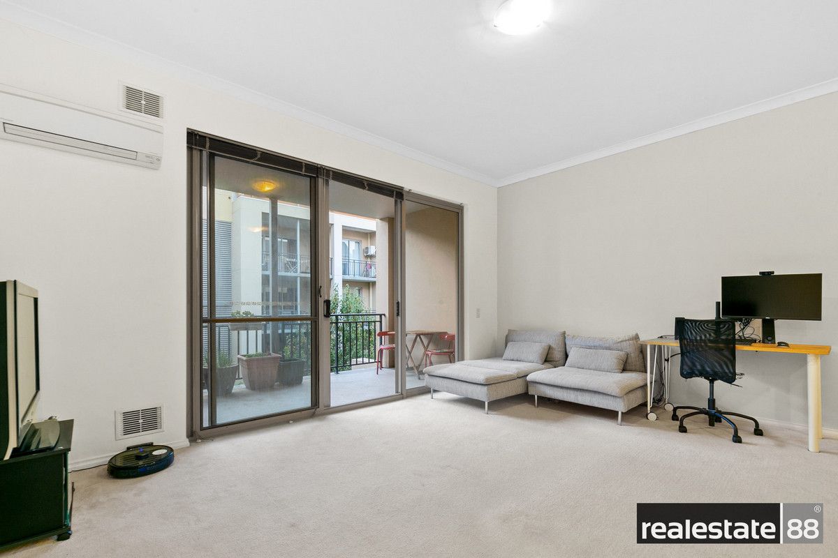 18/134 Aberdeen Street, Northbridge WA 6003, Image 2