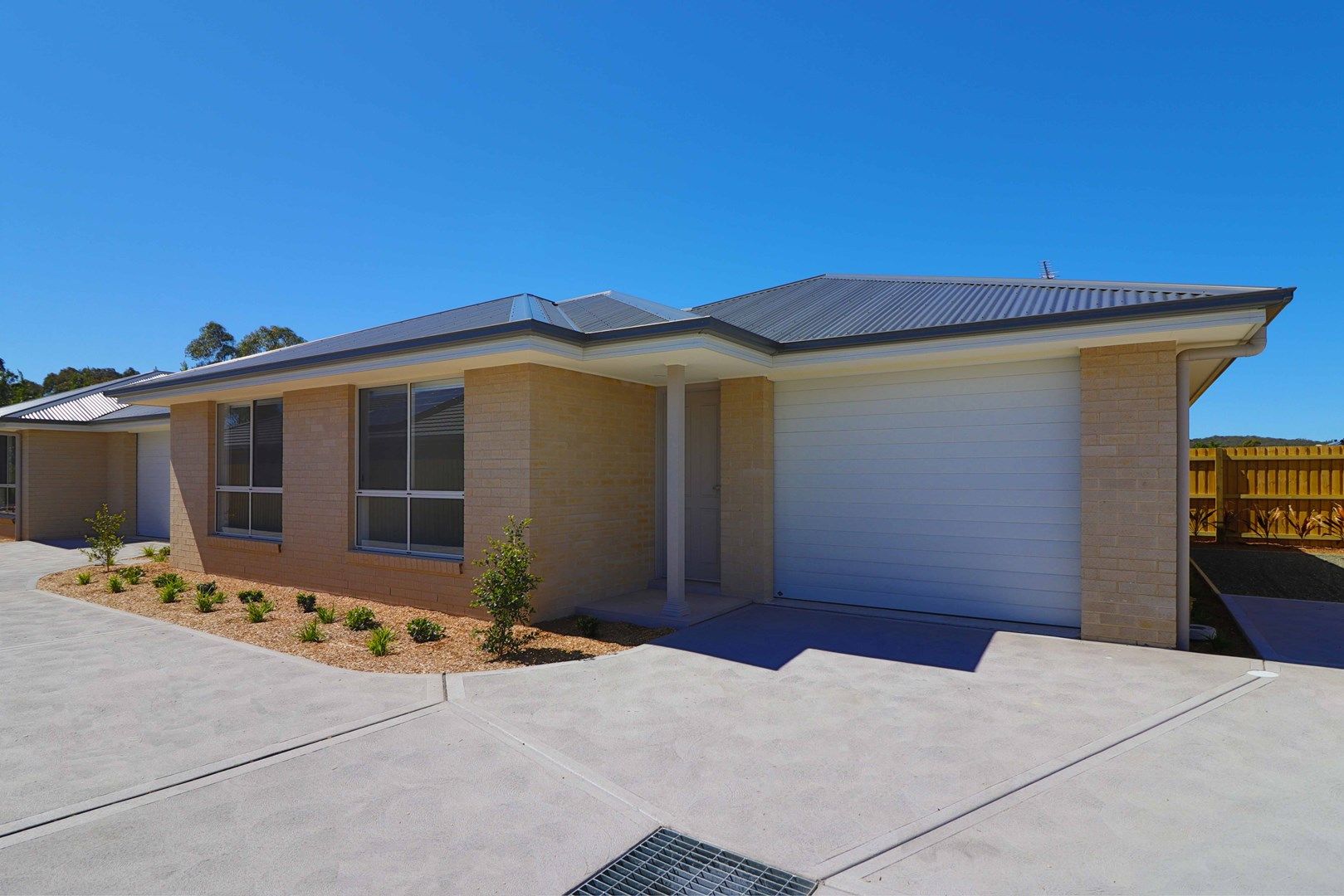 2/11 Yallimbah Avenue, Tanilba Bay NSW 2319, Image 0