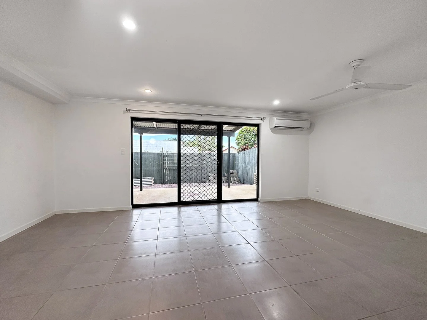 4/1A Piccolo St, North Mackay QLD 4740