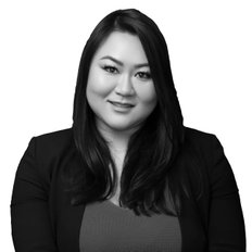 Naomi Ng, Sales representative