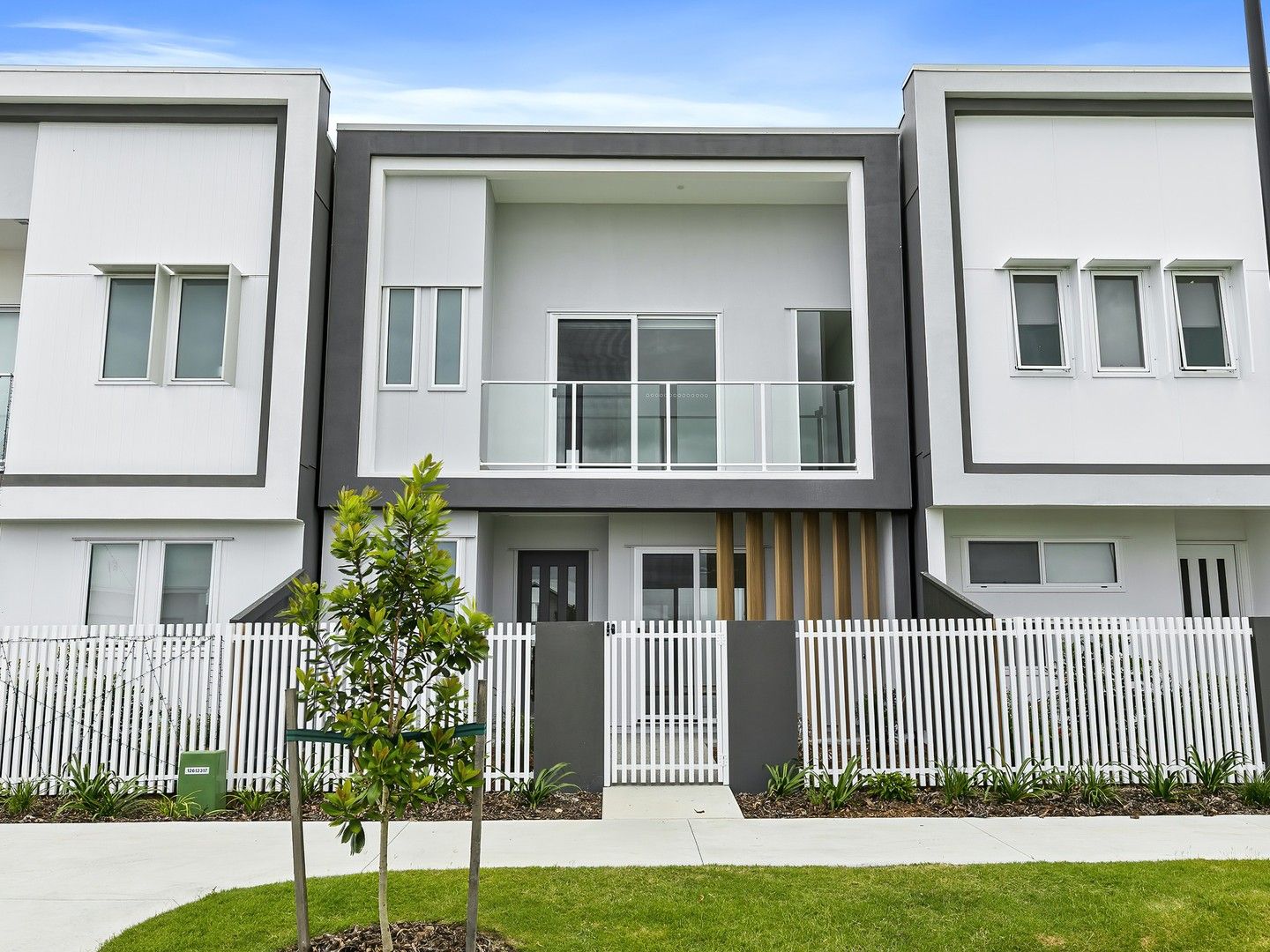 3 bedrooms Townhouse in 6 Bellthorpe La BANYA QLD, 4551