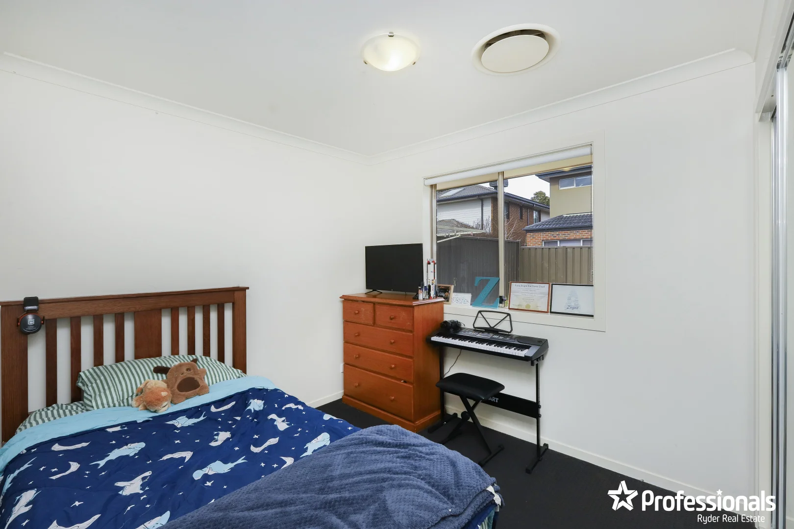 Image 10