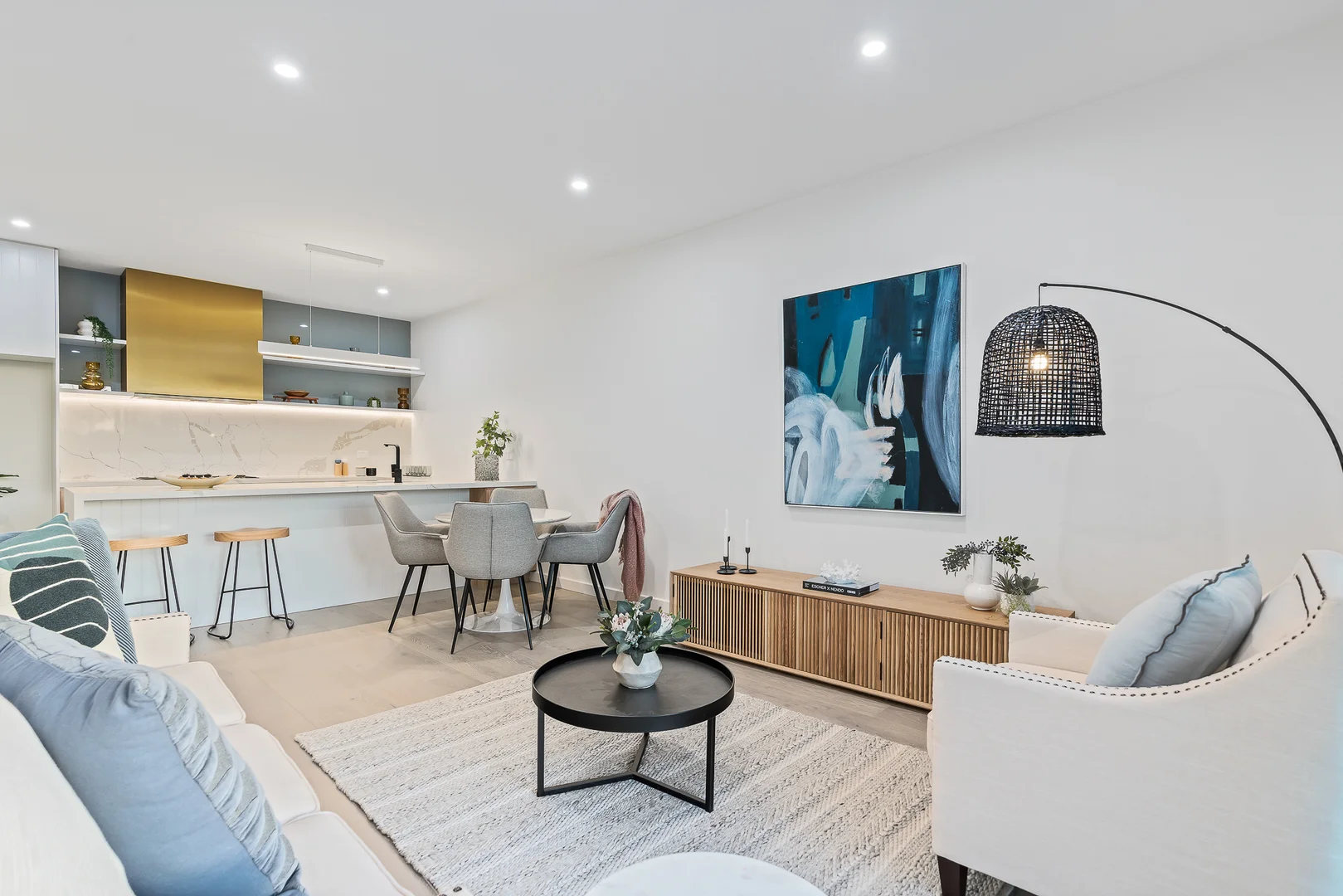 Additional image 3 of 2/2 Montgomery Avenue, Mount Waverley VIC 3149