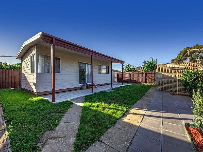 12 Trafalgar Street, Albanvale VIC 3021, Image 1