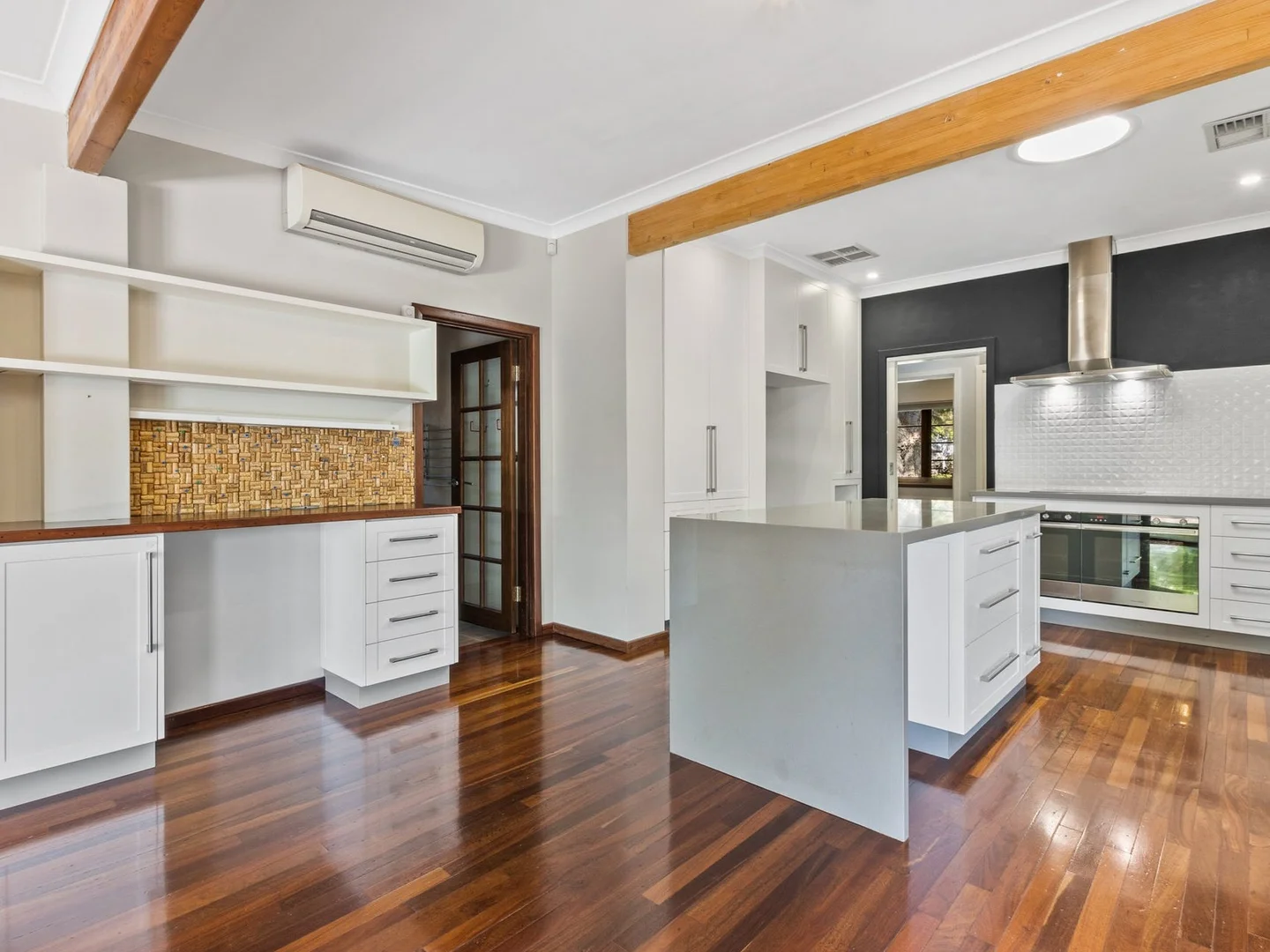 Additional image 4 of 32 Upton Street, St James WA 6102