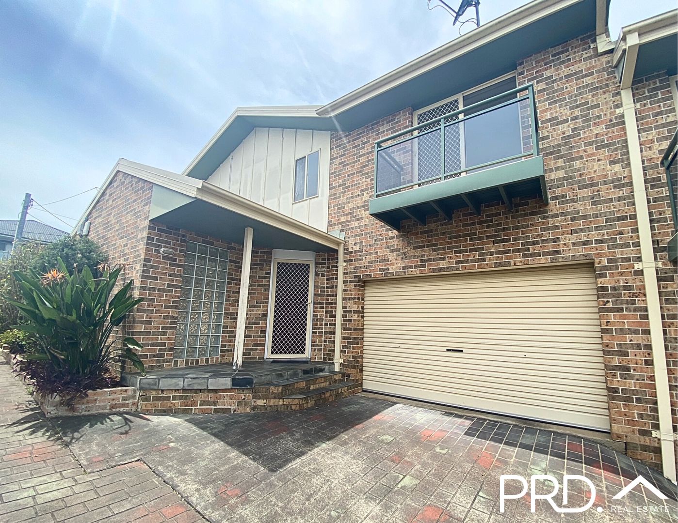 53 Burbank Ave, Picnic Point NSW 2213 Townhouse For Rent 700 Domain