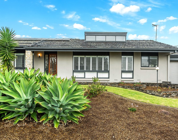 39 St Georges Terrace, Bellevue Heights SA 5050