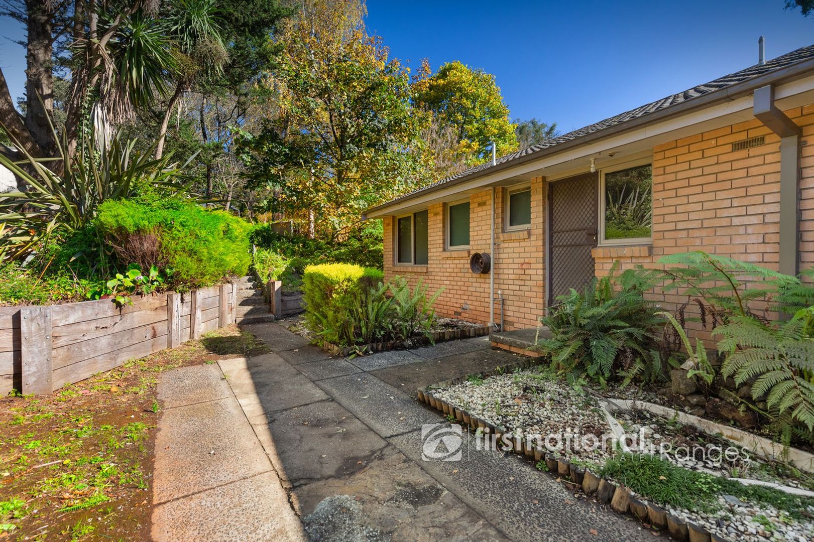 18 Springs Street, Cockatoo VIC 3781, Image 1