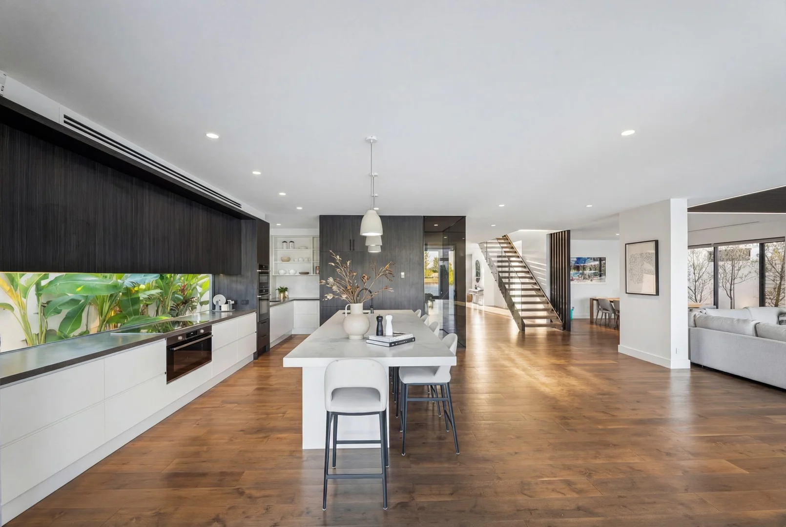 Additional image 6 of 29 The Promenade, Isle Of Capri QLD 4217