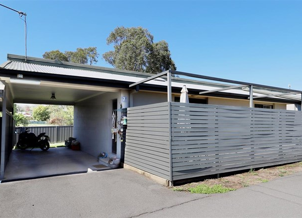 7/176 Capper Street, Tumut NSW 2720