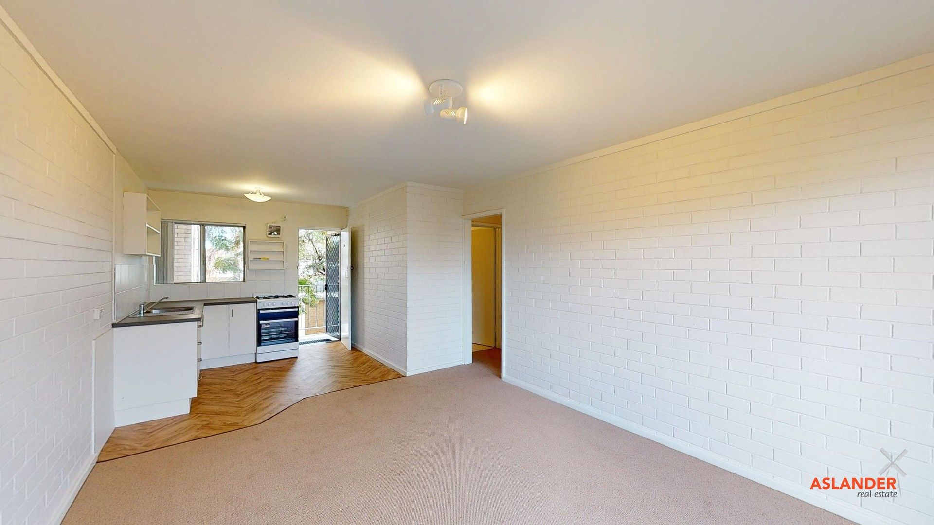 2 bedrooms Apartment / Unit / Flat in 10/1055 Albany Highway ST JAMES WA, 6102
