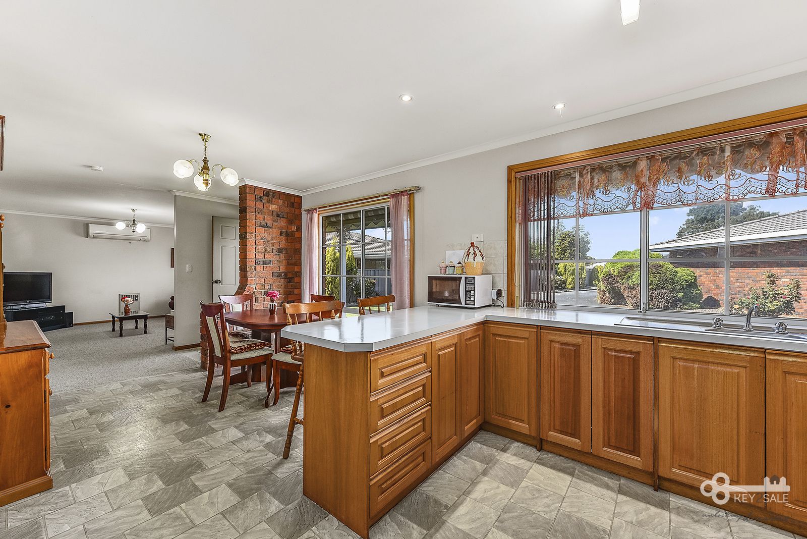 2/110 Jubilee Highway West, Mount Gambier SA 5290, Image 2