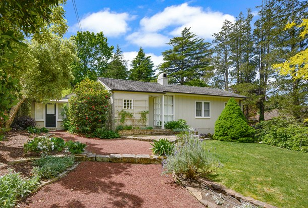 22 Gordon Road, Leura NSW 2780