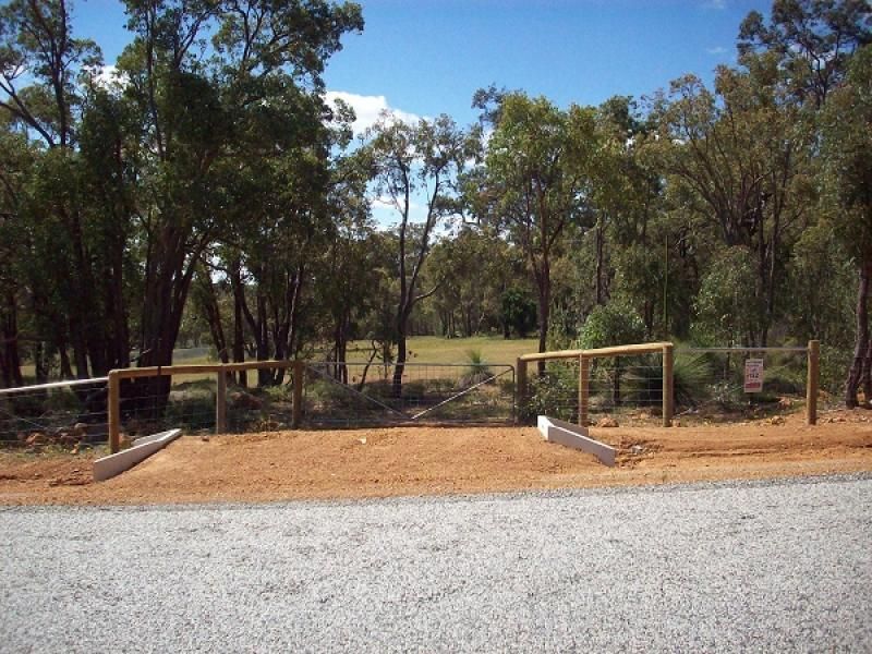 33 Sandalford Drive, Chitterin Property History & Address Research