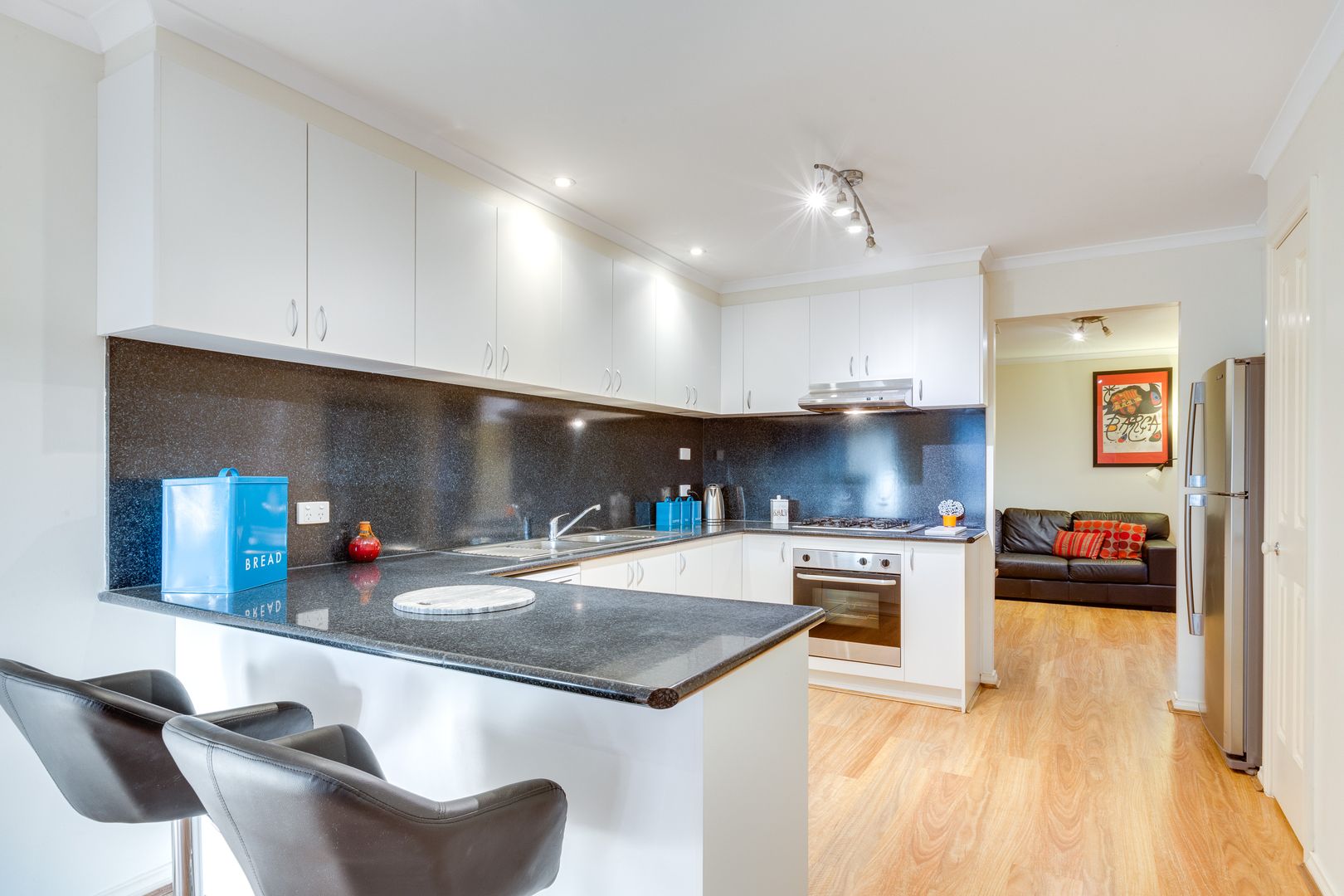 1/5 Elgin Close, Hillside VIC 3037, Image 2