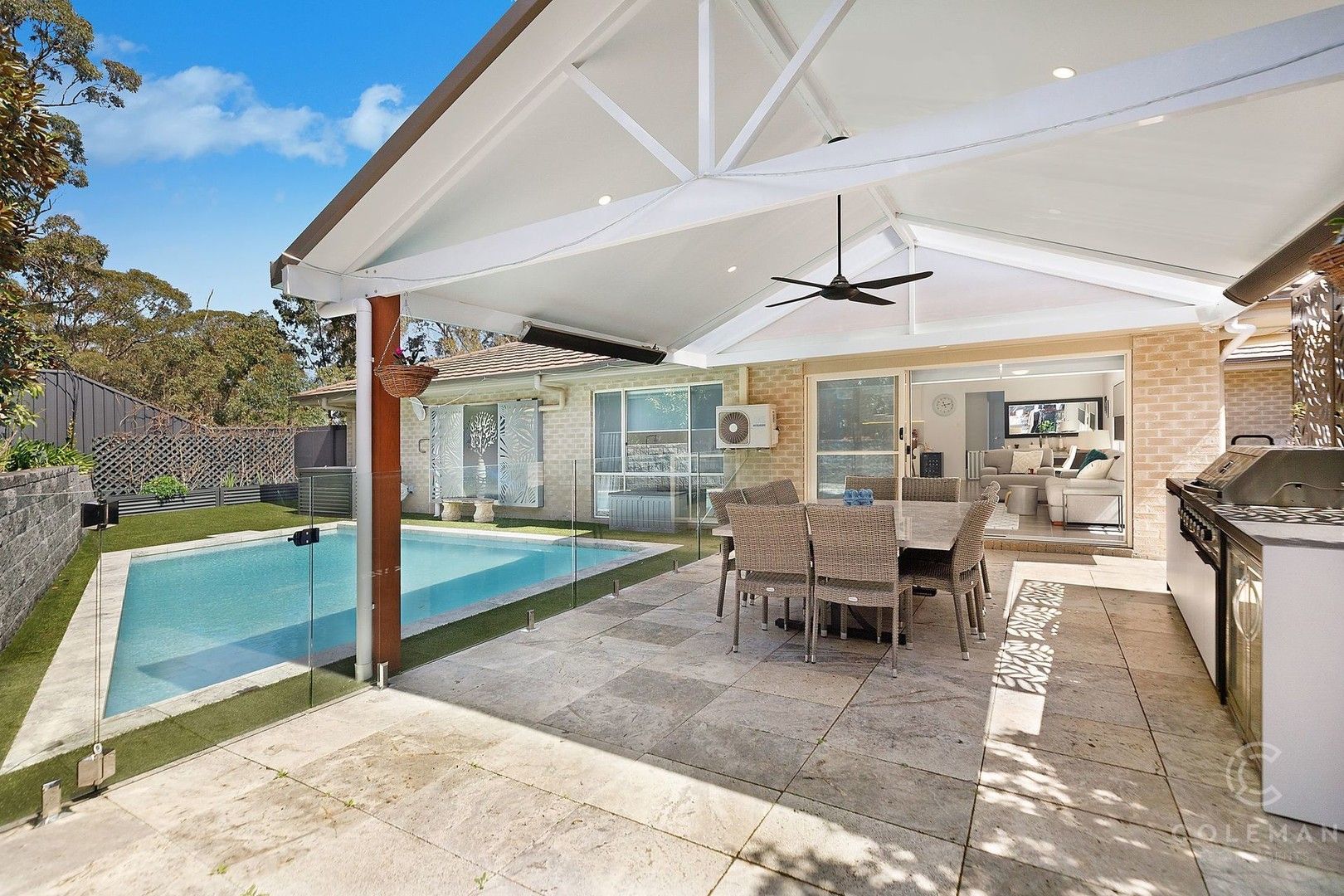 4 bedrooms House in 24 Lexington Avenue WADALBA NSW, 2259