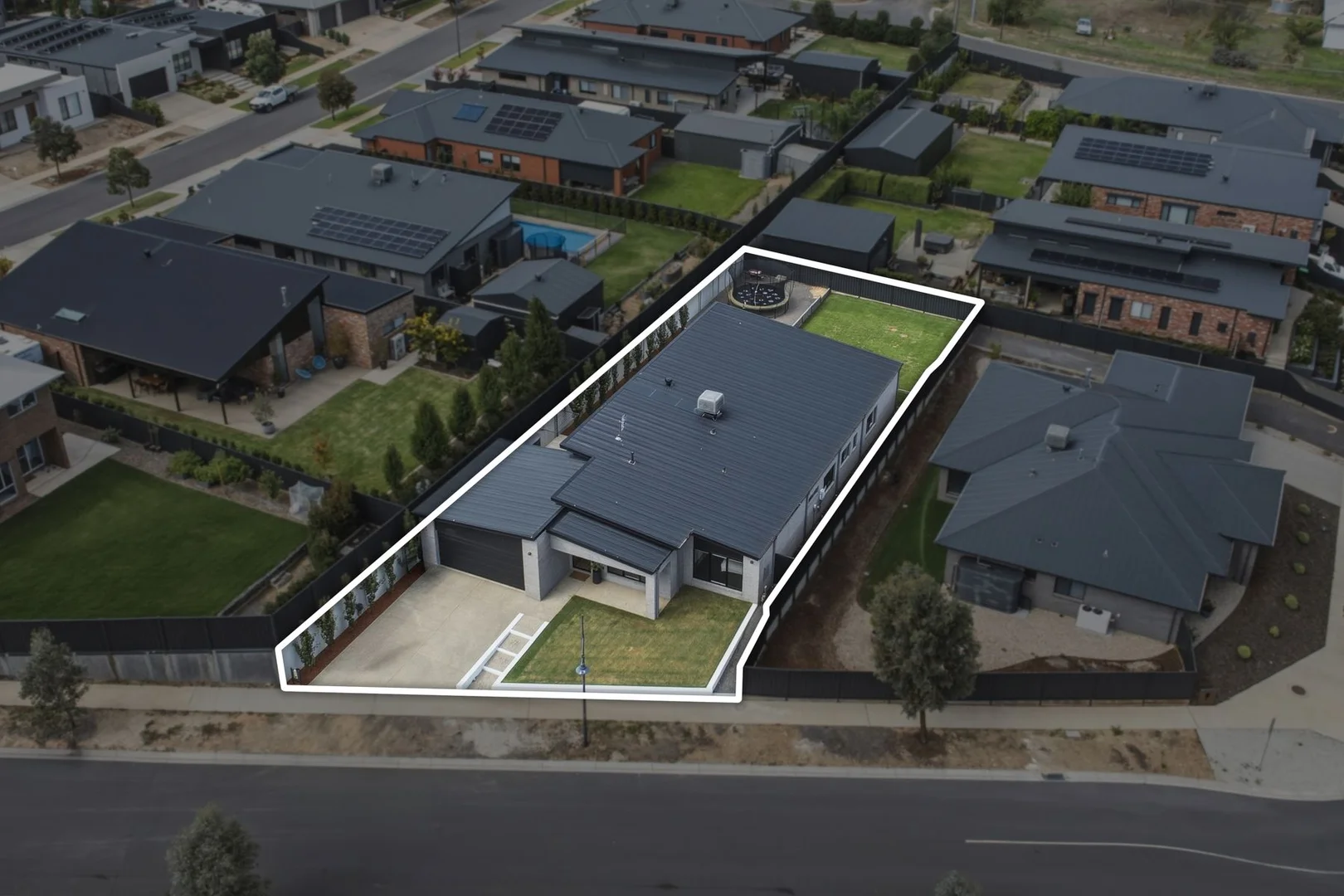 Additional image 18 of 26 Hemley Circuit, Maiden Gully VIC 3551