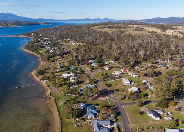 1 Baring Court, Triabunna TAS 7190