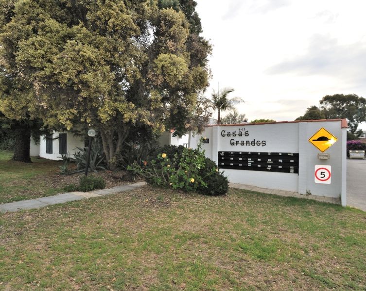 2 bedrooms Villa in 6/9 Stanley Street SCARBOROUGH WA, 6019