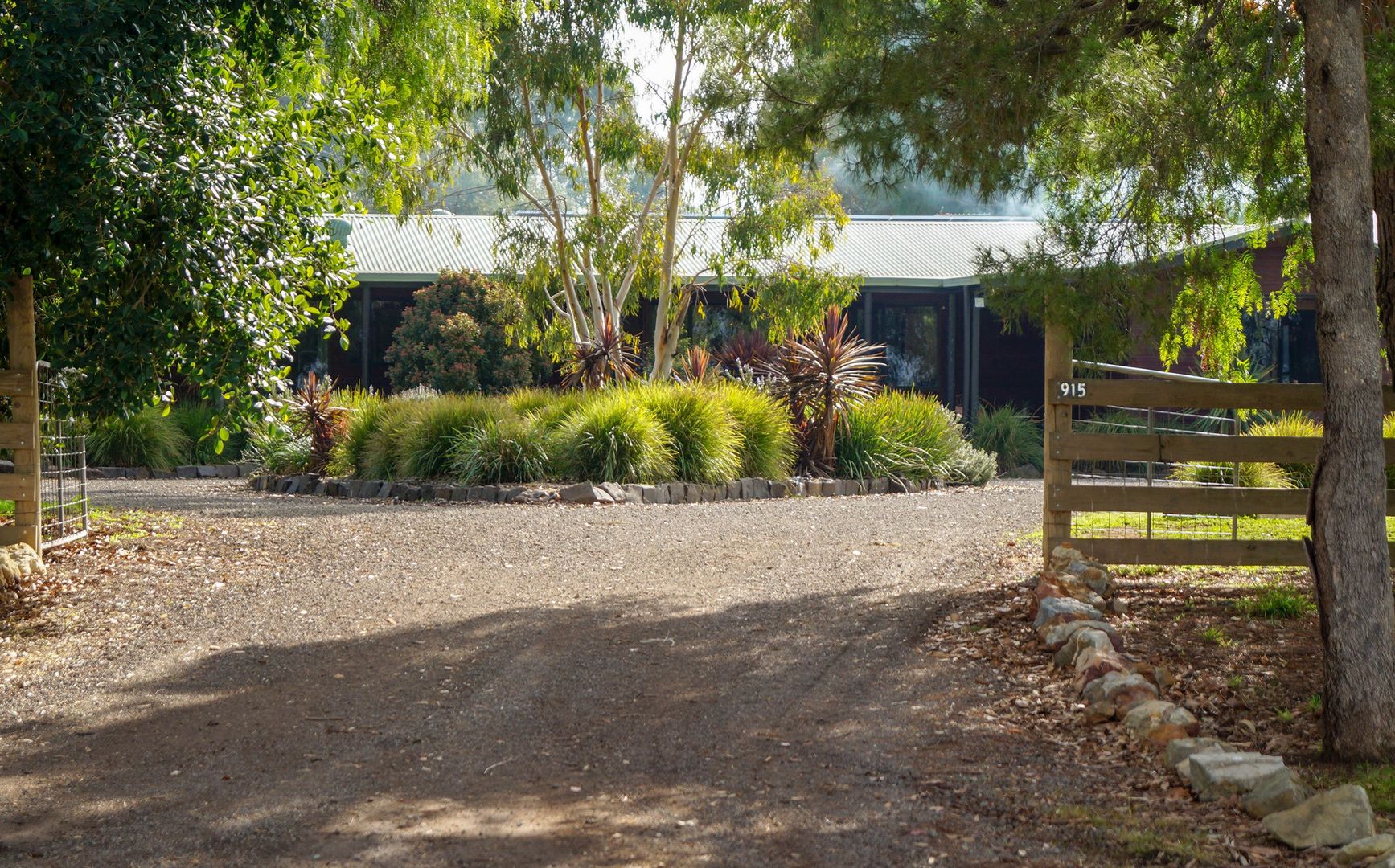 915 River Road, Murchison North VIC 3610