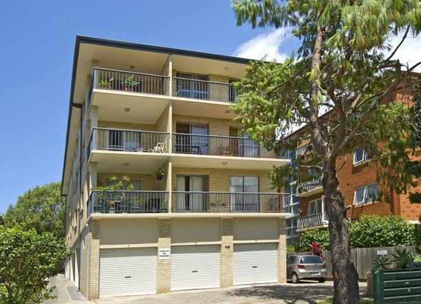 2/49 Howard Avenue, Dee Why NSW 2099