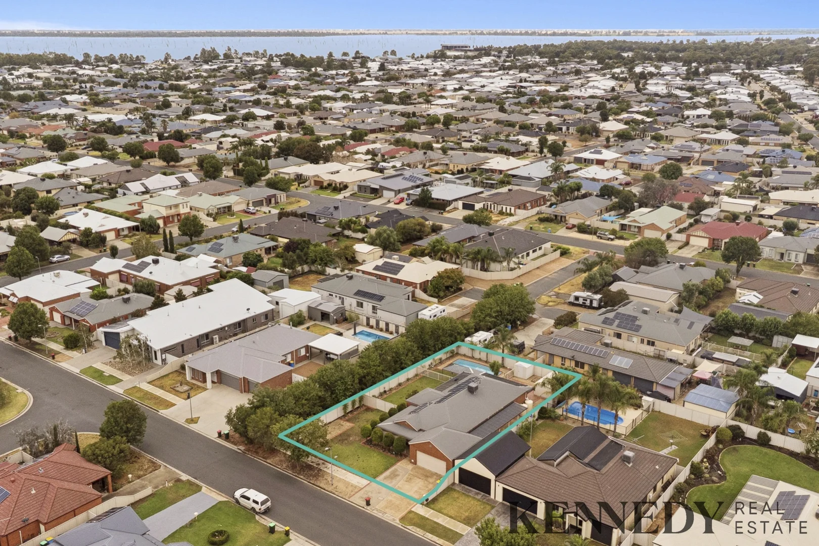 Additional image 17 of 16 Derry Drive, Yarrawonga VIC 3730