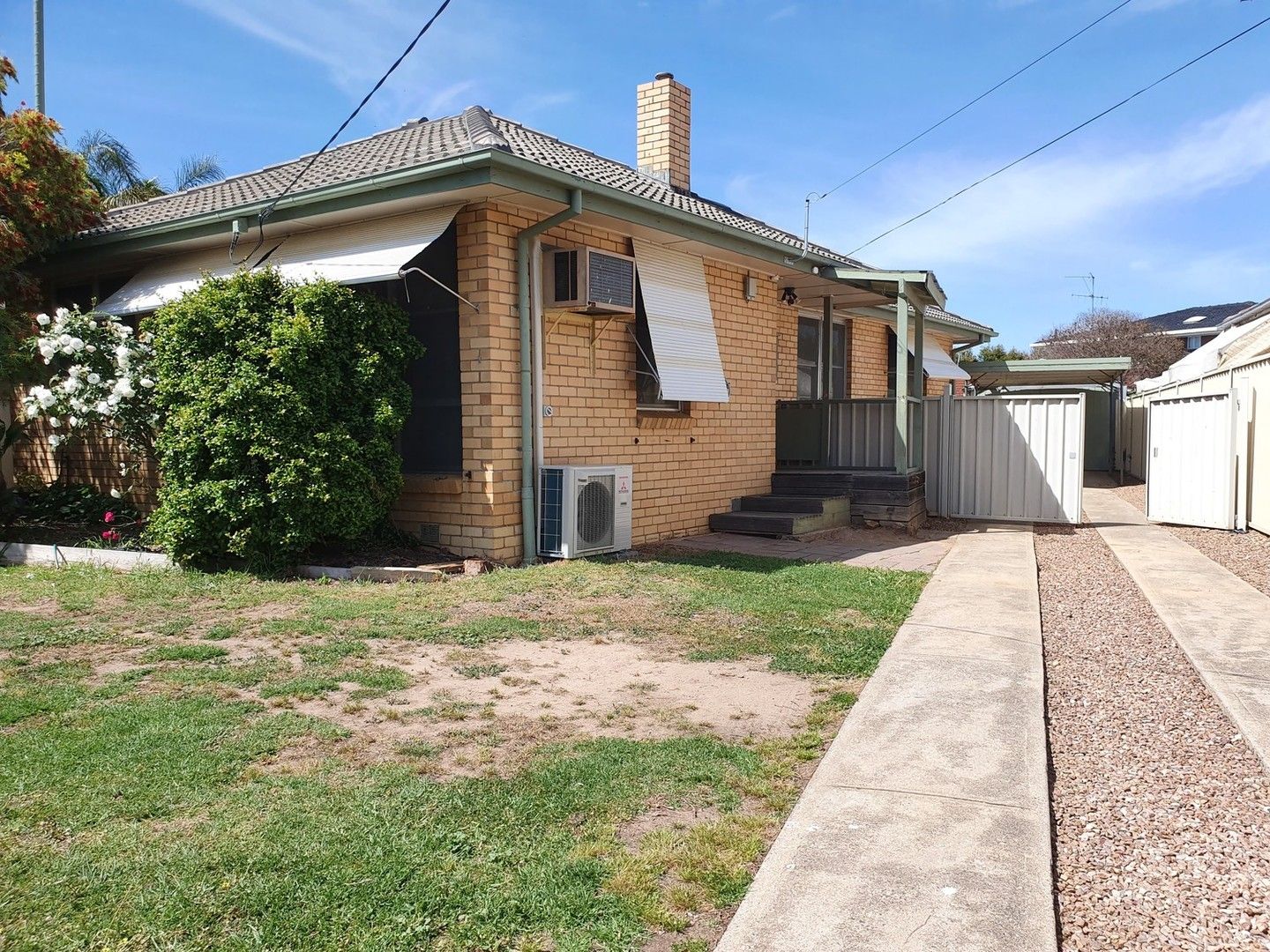3 bedrooms House in 44 Sheehan Crescent SHEPPARTON VIC, 3630