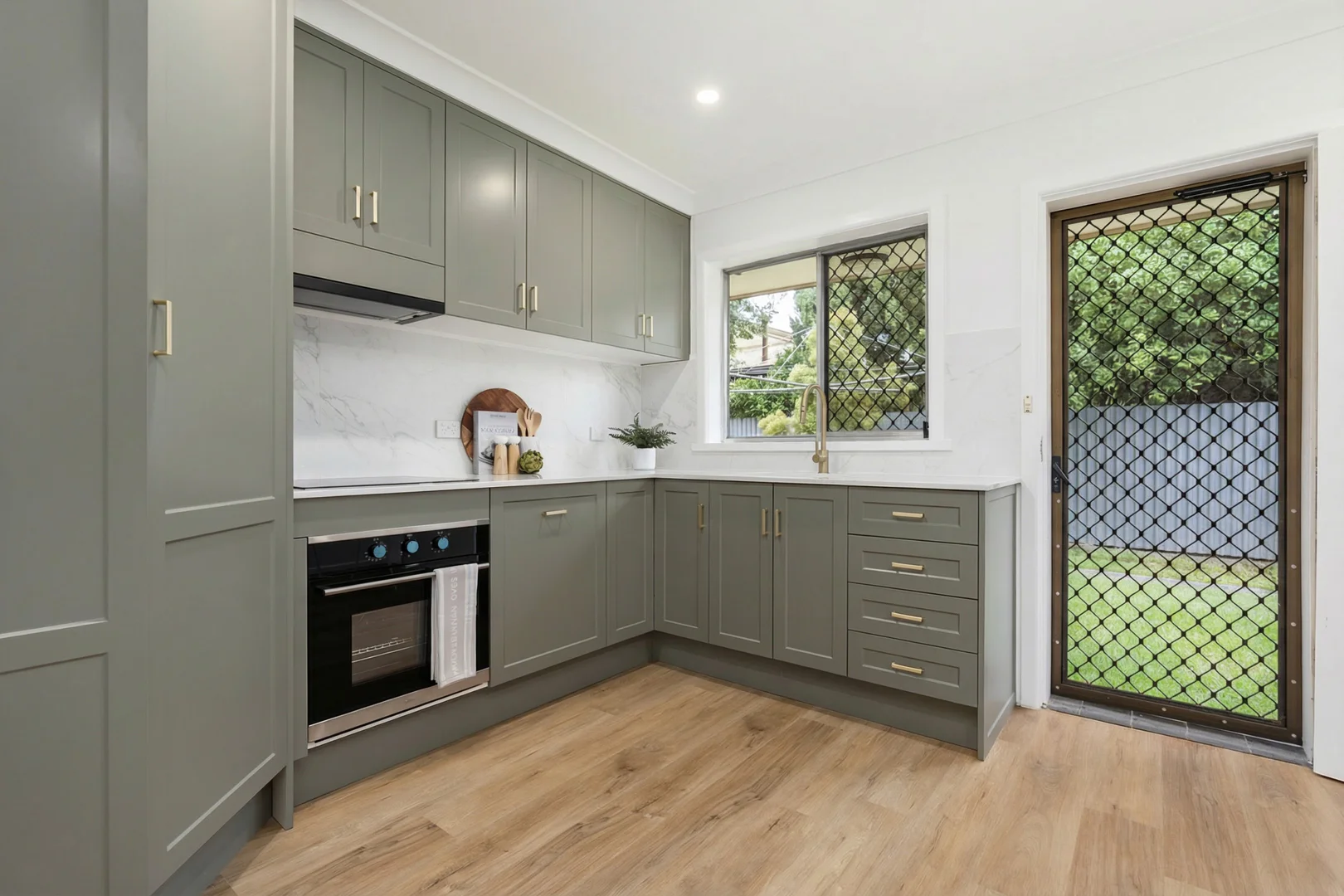 Additional image 6 of 4/411 Macauley Street, South Albury NSW 2640