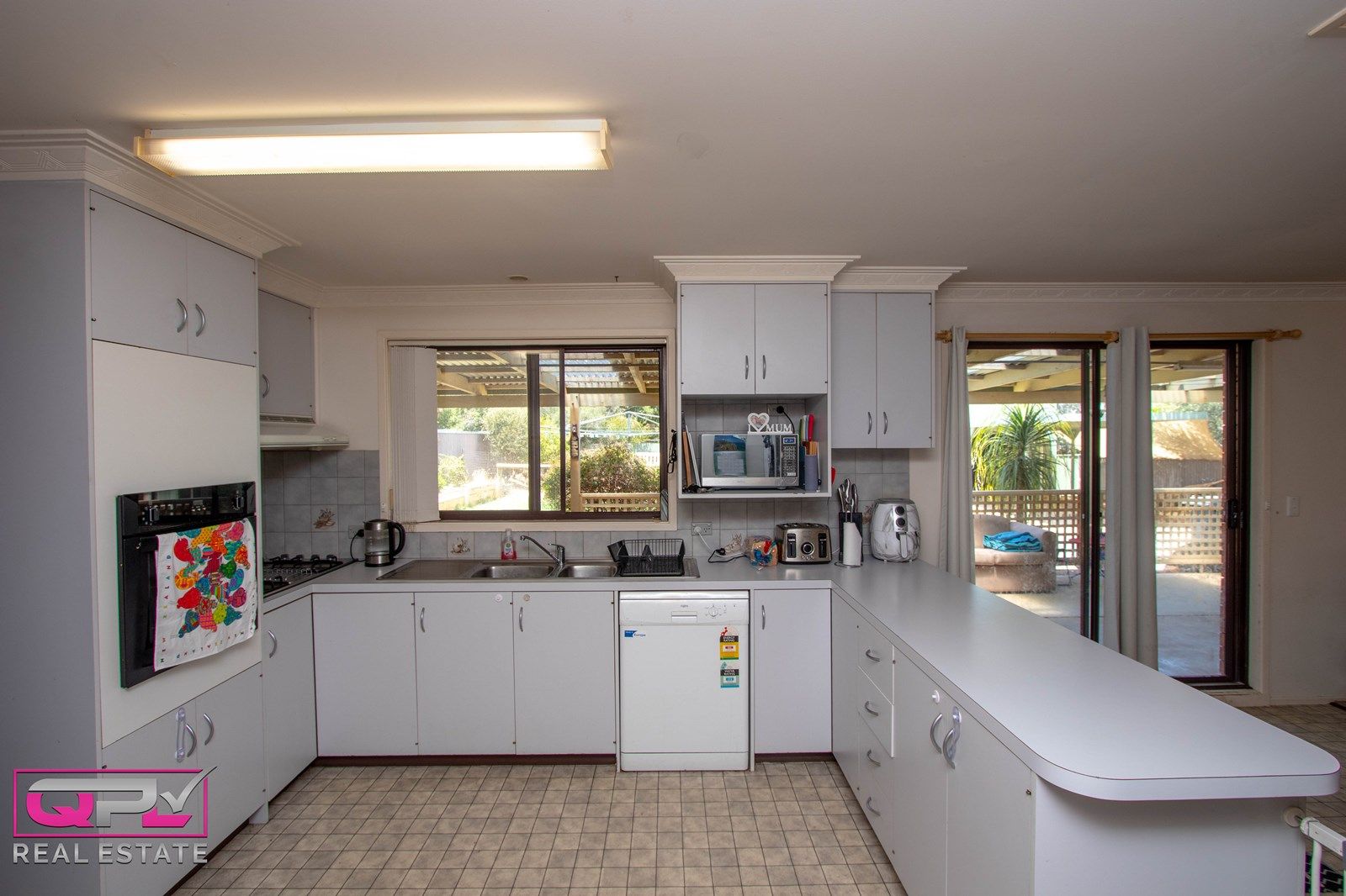 146 Kitchener Road, Temora NSW 2666, Image 2