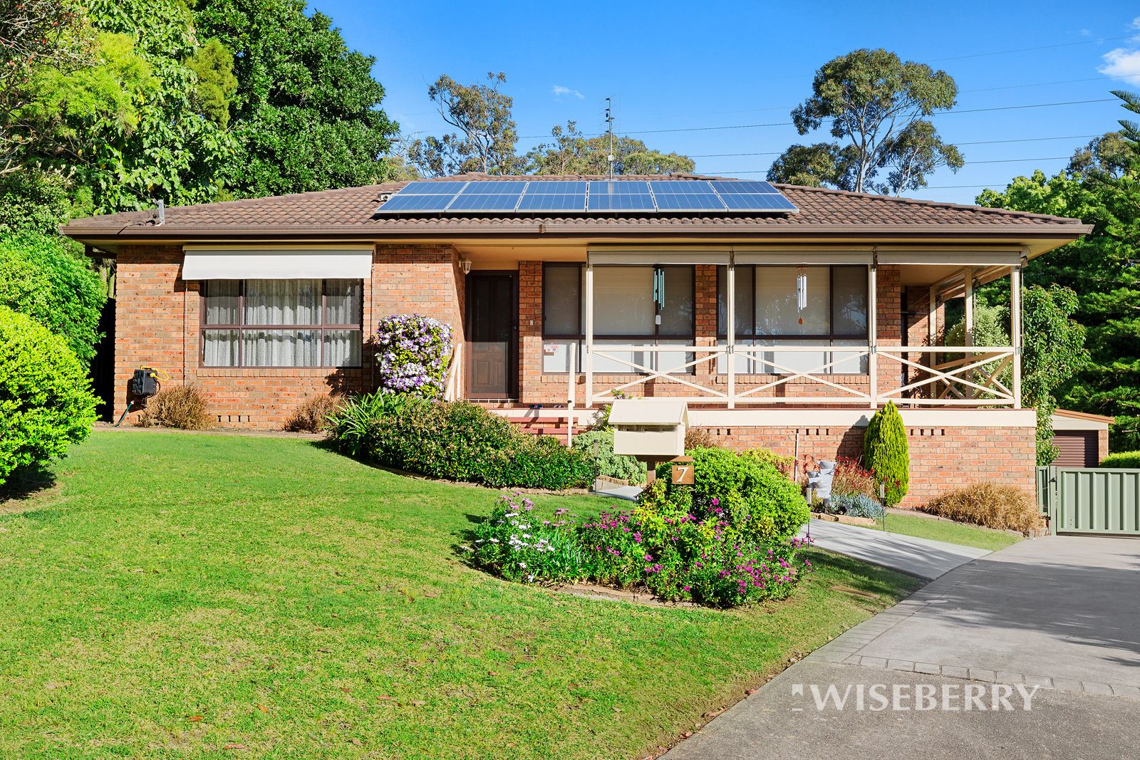 7 Kenneth Place, Mannering Park NSW 2259, Image 0