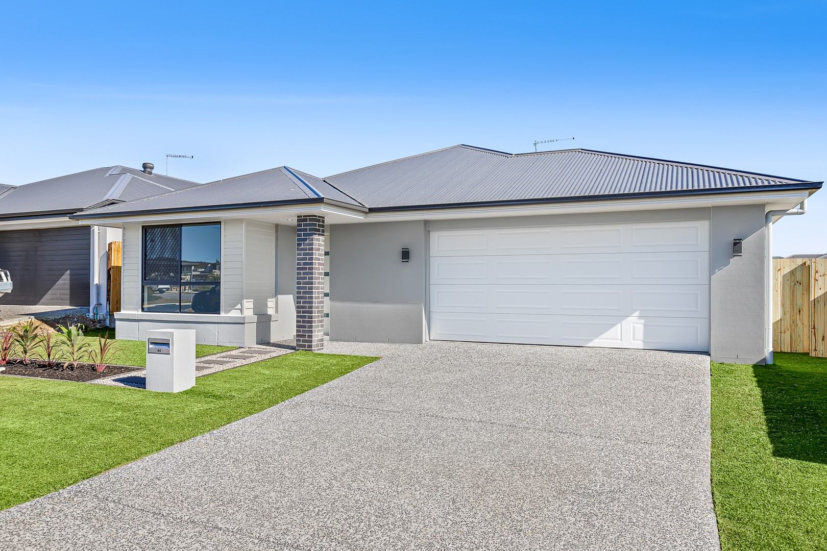 4 bedrooms House in 44 Condamine Street SOUTH RIPLEY QLD, 4306
