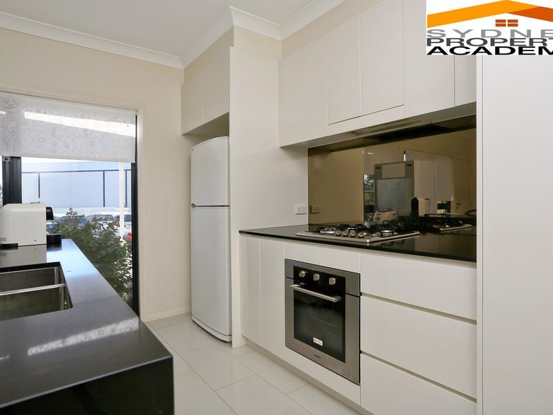 3 bedrooms Townhouse in 29 Grace CRESCENT KELLYVILLE NSW, 2155