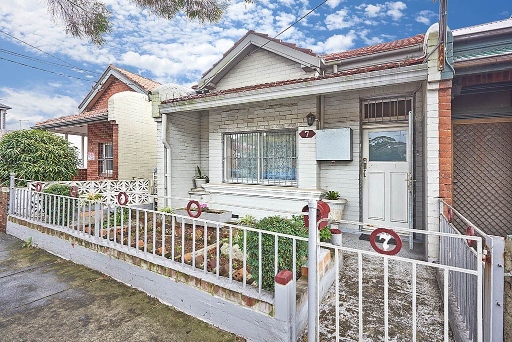 7 Henry Street, St Peters NSW 2044, Image 0