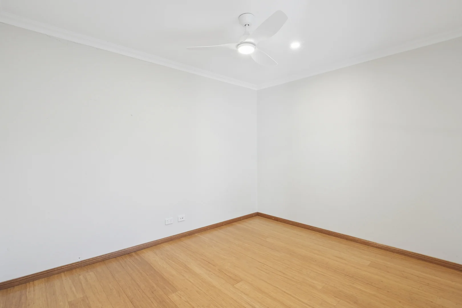 Additional image 4 of 574A Morley Dr, Morley WA 6062