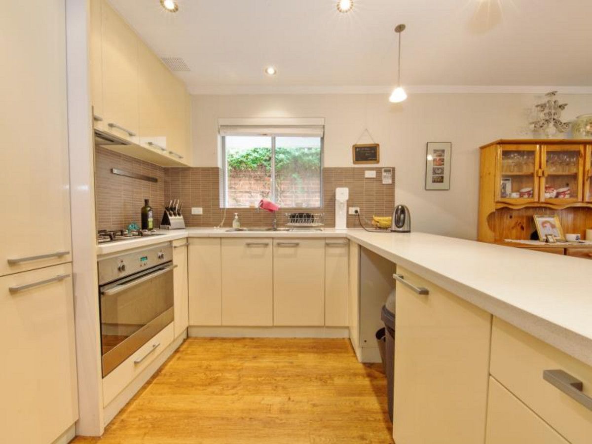 3 bedrooms Villa in 16a Tuam Street VICTORIA PARK WA, 6100