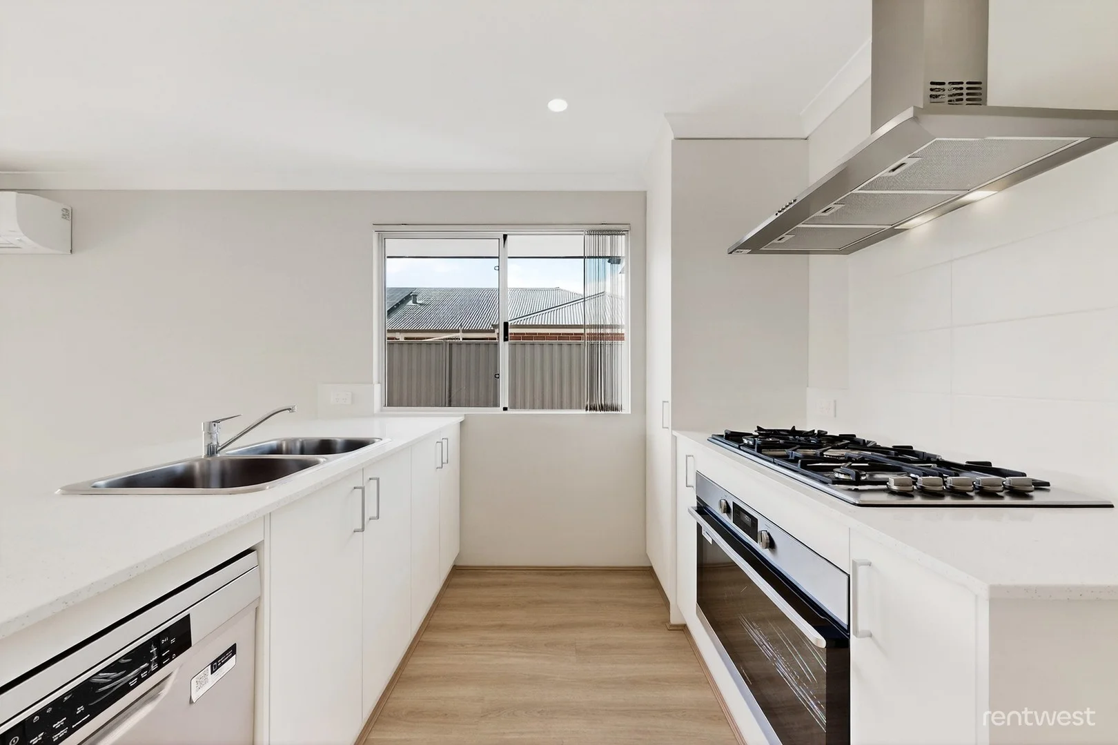 50 Toovey Rd, South Yunderup WA 6208