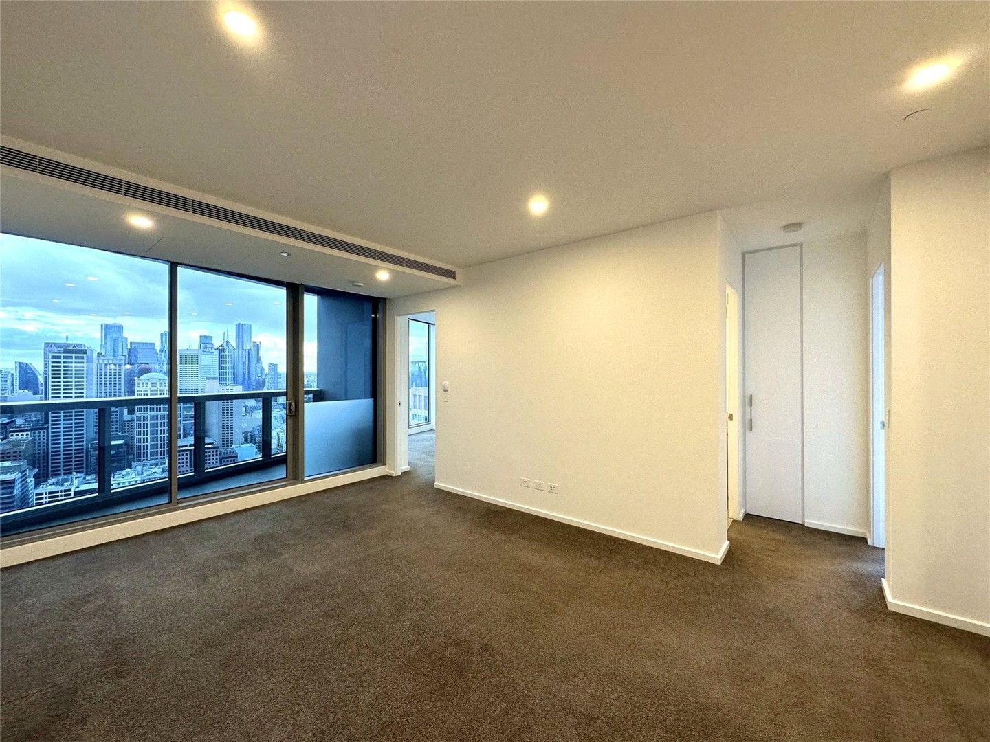 2 bedrooms Apartment / Unit / Flat in 4212/81 City Road SOUTHBANK VIC, 3006
