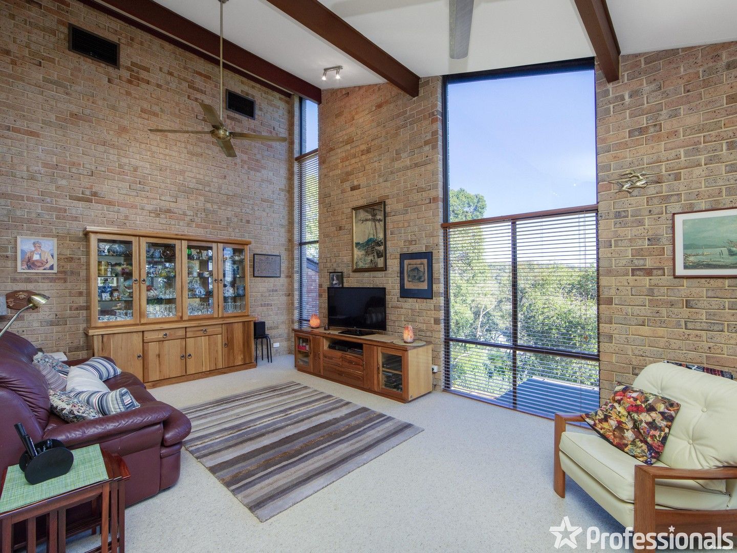 9 Graelou Road, Lesmurdie WA 6076, Image 0