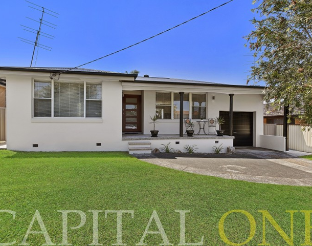 13 Essex Street, Gorokan NSW 2263