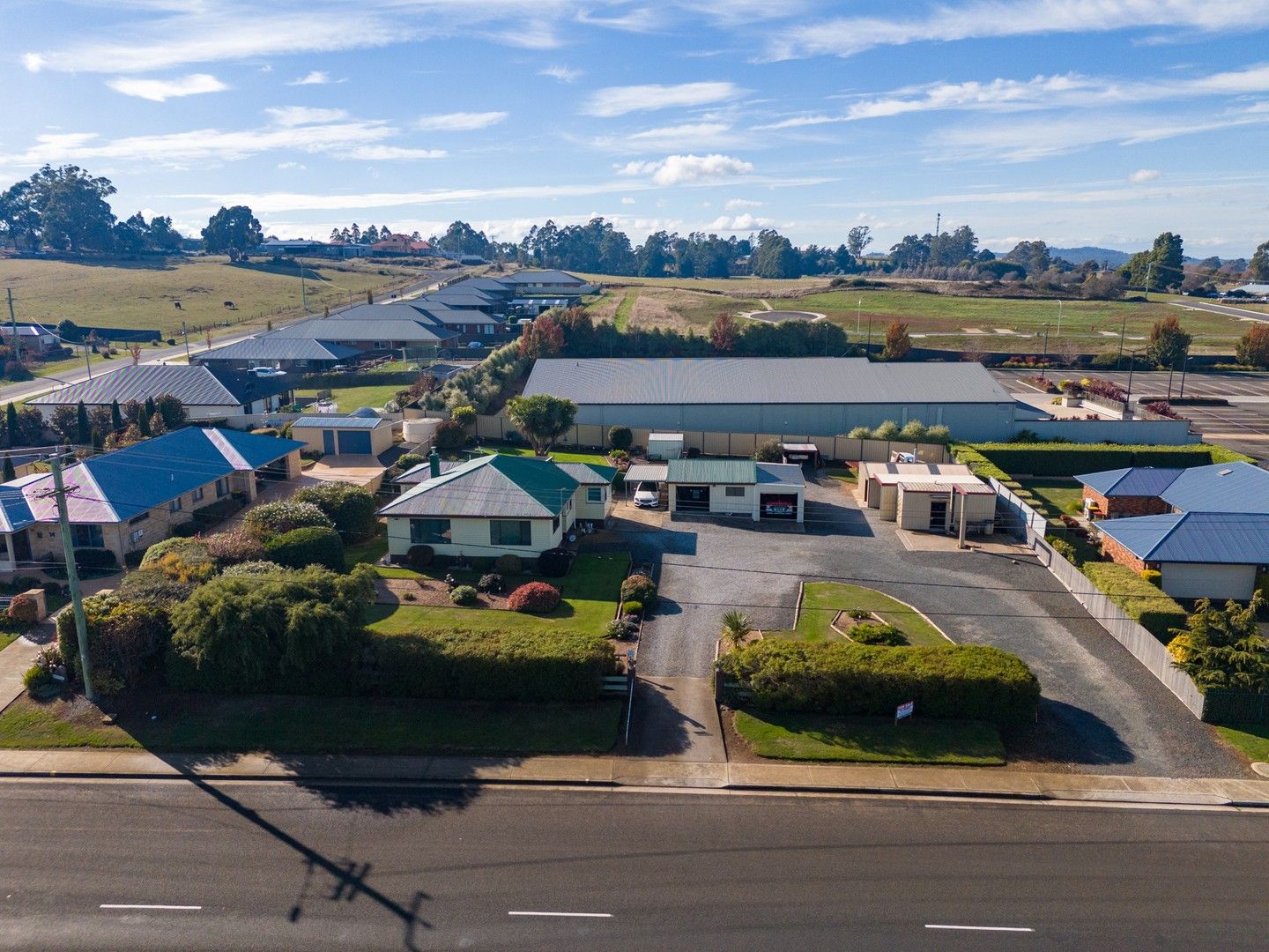 2 bedrooms House in 181 Emu Bay Road DELORAINE TAS, 7304