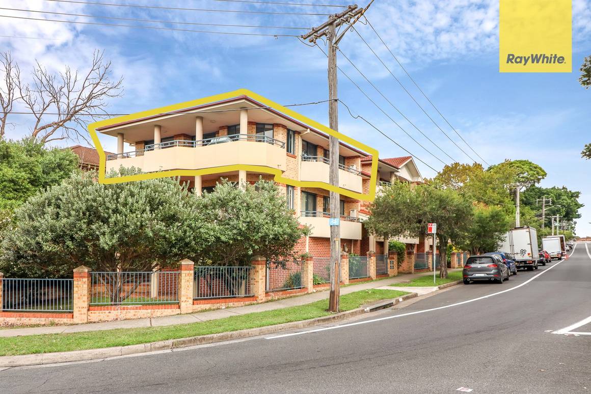 Picture of 3/124 Good Street, HARRIS PARK NSW 2150