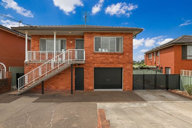 Picture of 17 Weringa Ave, LAKE HEIGHTS NSW 2502