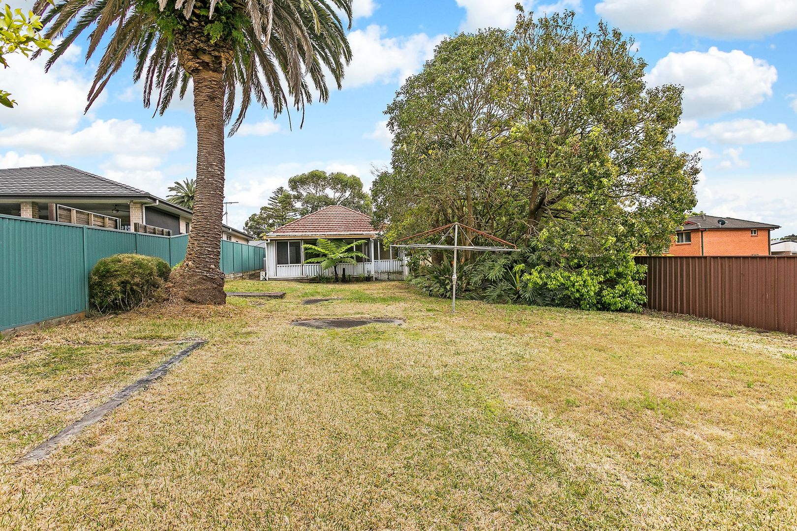 26 Kenneth Avenue, Kirrawee NSW 2232, Image 1