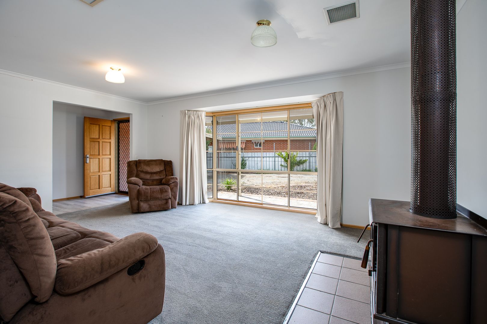 136 Dight Street, Jindera NSW 2642, Image 2