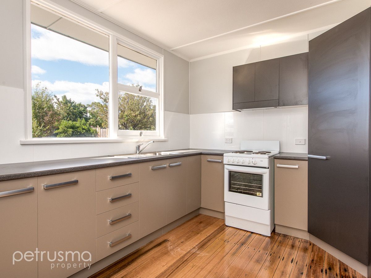 11 Maroubra Circle, Chigwell TAS 7011, Image 1