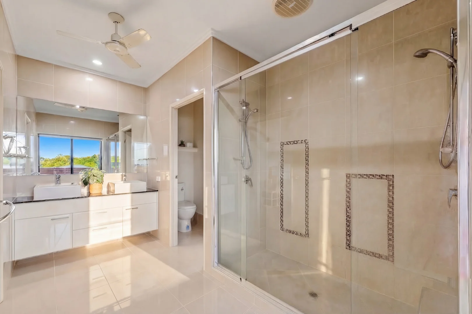 Additional image 17 of 126 McFarlane Drive, Kanimbla QLD 4870