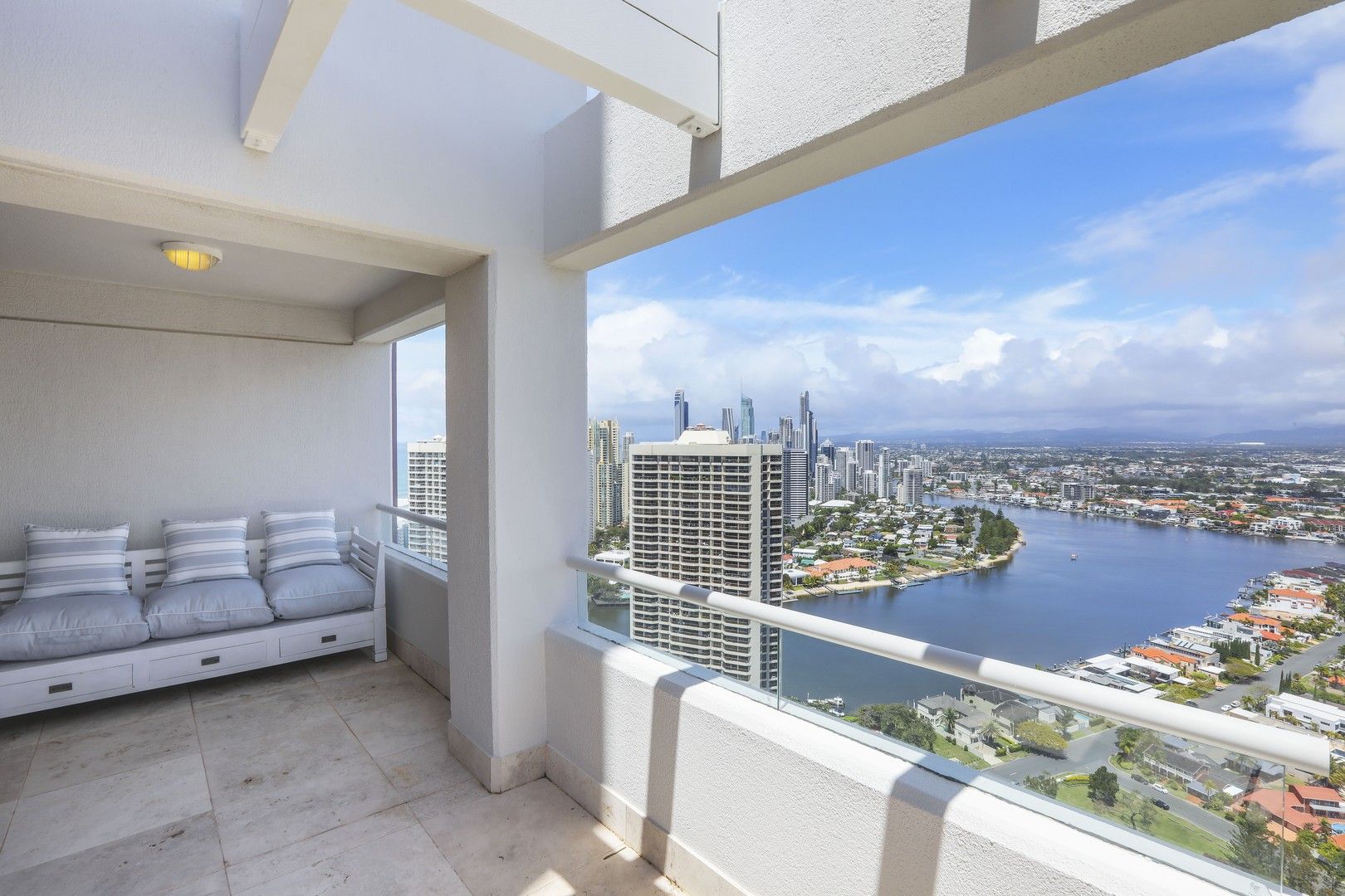 186/12 Commodore Drive, Surfers Paradise QLD 4217, Image 2