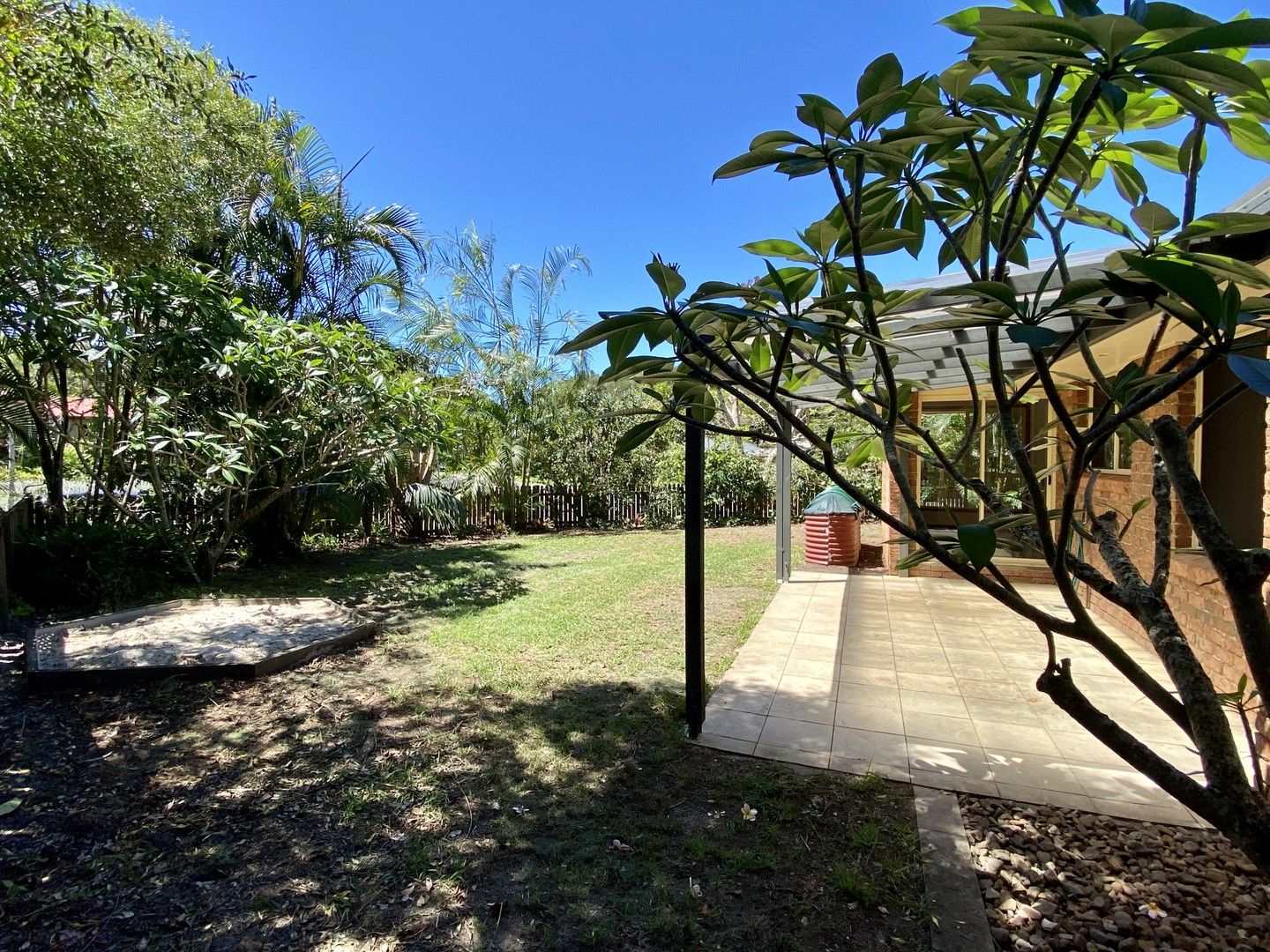 3 bedrooms House in 21 Bottlebrush Crescent SUFFOLK PARK NSW, 2481